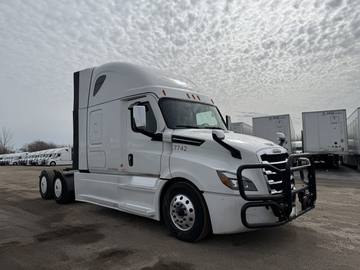 2023 FREIGHTLINER CASCADIA · Thumb 2
