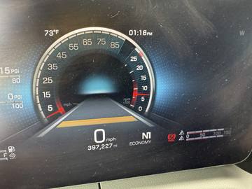 2023 FREIGHTLINER CASCADIA · Thumb 13