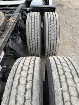 2023 FREIGHTLINER CASCADIA · Thumb 7