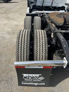 2024 FREIGHTLINER CASCADIA 126 · Thumb 5