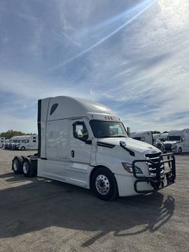 2024 FREIGHTLINER CASCADIA 126 · Thumb 10